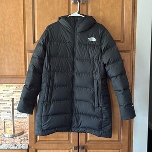 Black North Face Parka women’s XL great condition